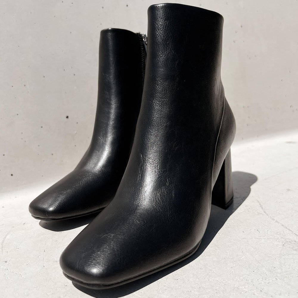 NEW Black Faux Leather Sleek Slim Square Toe Block Heel Ankle Boots Bootie Shoes - Picture 2 of 13